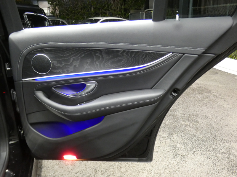 メルセデスベンツ Eクラス E200 ｱﾊﾞﾝｷﾞｬﾙﾄﾞ ｽﾎﾟｰﾂ ﾚｰﾀﾞｰｾｰﾌﾃｨPKG　AMGｴｱﾛ&19ｲﾝﾁAW ｺﾝﾋﾞ革ｼｰﾄ ﾅﾋﾞTV 360度ｶﾒﾗ Aｶｰﾌﾟﾚｲ 前後ﾄﾞﾗﾚｺ ﾀﾞｲﾅﾐｯｸｾﾚｸﾄ ｱﾝﾋﾞｴﾝﾄﾗｲﾄ LEDﾗｲﾄ ｱﾀﾞﾌﾟﾃｨﾌﾞHB　2年保証付