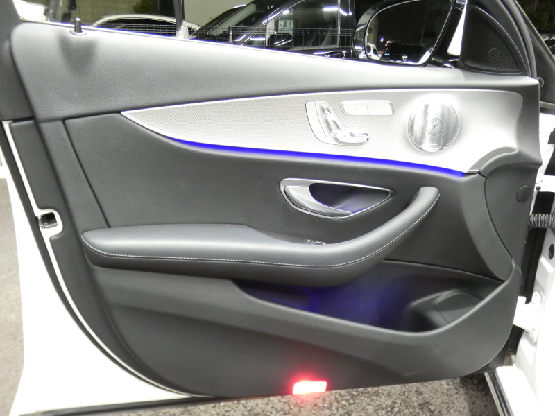 メルセデスベンツ Eクラス E200 ｱﾊﾞﾝｷﾞｬﾙﾄﾞ ﾚｻﾞｰ&ﾚｰﾀﾞｰｾｰﾌﾃｨPKG　黒本革 前後ﾋｰﾀｰ ﾅﾋﾞTV 360度ｶﾒﾗ Appleｶｰﾌﾟﾚｲ Burmester ｴｱﾊﾞﾗﾝｽPKG ﾊﾟﾌｭｰﾑｱﾄﾏｲｻﾞｰ 純正ﾄﾞﾗﾚｺ ﾀﾞｲﾅﾐｯｸｾﾚｸﾄ ｵｰﾄﾄﾗﾝｸ 純正17ｲﾝﾁAW LEDﾗｲﾄ　2年保証付