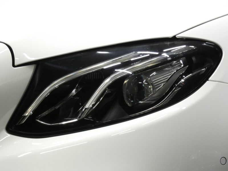 メルセデスベンツ Eクラス E200 ｱﾊﾞﾝｷﾞｬﾙﾄﾞ ﾚｻﾞｰ&ﾚｰﾀﾞｰｾｰﾌﾃｨPKG　黒本革 前後ﾋｰﾀｰ ﾅﾋﾞTV 360度ｶﾒﾗ Appleｶｰﾌﾟﾚｲ Burmester ｴｱﾊﾞﾗﾝｽPKG ﾊﾟﾌｭｰﾑｱﾄﾏｲｻﾞｰ 純正ﾄﾞﾗﾚｺ ﾀﾞｲﾅﾐｯｸｾﾚｸﾄ ｵｰﾄﾄﾗﾝｸ 純正17ｲﾝﾁAW LEDﾗｲﾄ　2年保証付