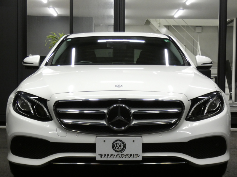 メルセデスベンツ Eクラス E200 ｱﾊﾞﾝｷﾞｬﾙﾄﾞ ﾚｻﾞｰ&ﾚｰﾀﾞｰｾｰﾌﾃｨPKG　黒本革 前後ﾋｰﾀｰ ﾅﾋﾞTV 360度ｶﾒﾗ Appleｶｰﾌﾟﾚｲ Burmester ｴｱﾊﾞﾗﾝｽPKG ﾊﾟﾌｭｰﾑｱﾄﾏｲｻﾞｰ 純正ﾄﾞﾗﾚｺ ﾀﾞｲﾅﾐｯｸｾﾚｸﾄ ｵｰﾄﾄﾗﾝｸ 純正17ｲﾝﾁAW LEDﾗｲﾄ　2年保証付