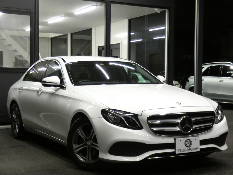 メルセデスベンツ Eクラス E200 ｱﾊﾞﾝｷﾞｬﾙﾄﾞ ﾚｻﾞｰ&ﾚｰﾀﾞｰｾｰﾌﾃｨPKG　黒本革 前後ﾋｰﾀｰ ﾅﾋﾞTV 360度ｶﾒﾗ Appleｶｰﾌﾟﾚｲ Burmester ｴｱﾊﾞﾗﾝｽPKG ﾊﾟﾌｭｰﾑｱﾄﾏｲｻﾞｰ 純正ﾄﾞﾗﾚｺ ﾀﾞｲﾅﾐｯｸｾﾚｸﾄ ｵｰﾄﾄﾗﾝｸ 純正17ｲﾝﾁAW LEDﾗｲﾄ　2年保証付