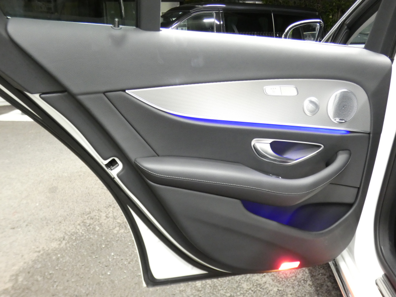 メルセデスベンツ Eクラス E200 ｱﾊﾞﾝｷﾞｬﾙﾄﾞ ﾚｻﾞｰ&ﾚｰﾀﾞｰｾｰﾌﾃｨPKG　黒本革 前後ﾋｰﾀｰ ﾅﾋﾞTV 360度ｶﾒﾗ Appleｶｰﾌﾟﾚｲ Burmester ｴｱﾊﾞﾗﾝｽPKG ﾊﾟﾌｭｰﾑｱﾄﾏｲｻﾞｰ 純正ﾄﾞﾗﾚｺ ﾀﾞｲﾅﾐｯｸｾﾚｸﾄ ｵｰﾄﾄﾗﾝｸ 純正17ｲﾝﾁAW LEDﾗｲﾄ　2年保証付