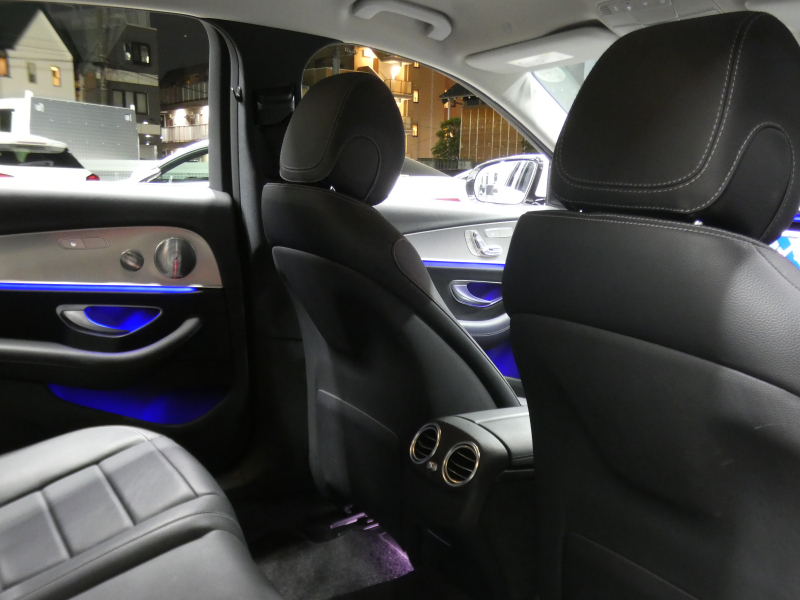 メルセデスベンツ Eクラス E200 ｱﾊﾞﾝｷﾞｬﾙﾄﾞ ﾚｻﾞｰ&ﾚｰﾀﾞｰｾｰﾌﾃｨPKG　黒本革 前後ﾋｰﾀｰ ﾅﾋﾞTV 360度ｶﾒﾗ Appleｶｰﾌﾟﾚｲ Burmester ｴｱﾊﾞﾗﾝｽPKG ﾊﾟﾌｭｰﾑｱﾄﾏｲｻﾞｰ 純正ﾄﾞﾗﾚｺ ﾀﾞｲﾅﾐｯｸｾﾚｸﾄ ｵｰﾄﾄﾗﾝｸ 純正17ｲﾝﾁAW LEDﾗｲﾄ　2年保証付