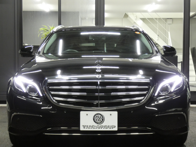 メルセデスベンツ Eクラス E400 4MATIC ｽﾃｰｼｮﾝﾜｺﾞﾝ ｴｸｽｸﾙｰｼﾌﾞ&ﾚｰﾀﾞｰｾｰﾌﾃｨPKG　ﾌﾞﾗｯｸﾅｯﾊﾟﾚｻﾞｰ 前後席ﾋｰﾀｰ AMG19ｲﾝﾁAW ﾅﾋﾞTV Appleｶｰﾌﾟﾚｲ 360度ｶﾒﾗ Burmester ｴｱﾊﾞﾗﾝｽPKG ﾍｯﾄﾞｱｯﾌﾟD 自動ﾘｱｹﾞｰﾄ ｴｱｻｽ LEDﾍｯﾄﾞﾗｲﾄ/ｱﾀﾞﾌﾟﾃｨﾌﾞHB　2年保証付