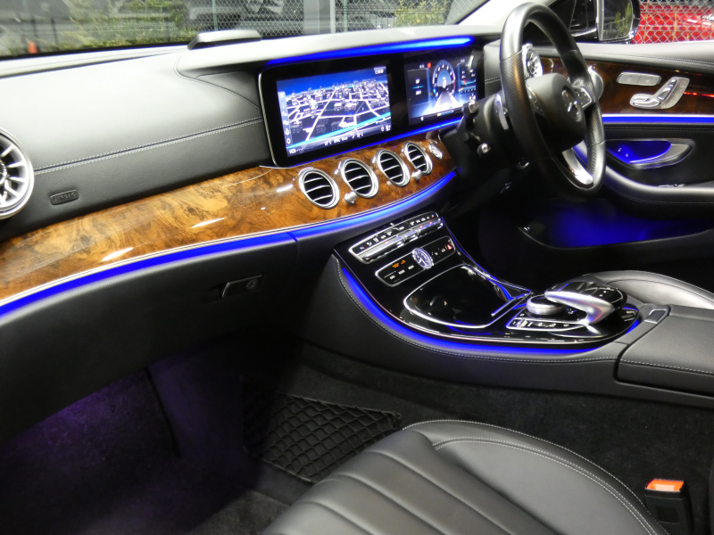 メルセデスベンツ Eクラス E400 4MATIC ｽﾃｰｼｮﾝﾜｺﾞﾝ ｴｸｽｸﾙｰｼﾌﾞ&ﾚｰﾀﾞｰｾｰﾌﾃｨPKG　ﾌﾞﾗｯｸﾅｯﾊﾟﾚｻﾞｰ 前後席ﾋｰﾀｰ AMG19ｲﾝﾁAW ﾅﾋﾞTV Appleｶｰﾌﾟﾚｲ 360度ｶﾒﾗ Burmester ｴｱﾊﾞﾗﾝｽPKG ﾍｯﾄﾞｱｯﾌﾟD 自動ﾘｱｹﾞｰﾄ ｴｱｻｽ LEDﾍｯﾄﾞﾗｲﾄ/ｱﾀﾞﾌﾟﾃｨﾌﾞHB　2年保証付