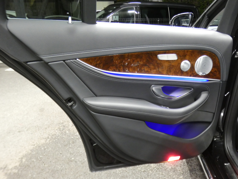 メルセデスベンツ Eクラス E400 4MATIC ｽﾃｰｼｮﾝﾜｺﾞﾝ ｴｸｽｸﾙｰｼﾌﾞ&ﾚｰﾀﾞｰｾｰﾌﾃｨPKG　ﾌﾞﾗｯｸﾅｯﾊﾟﾚｻﾞｰ 前後席ﾋｰﾀｰ AMG19ｲﾝﾁAW ﾅﾋﾞTV Appleｶｰﾌﾟﾚｲ 360度ｶﾒﾗ Burmester ｴｱﾊﾞﾗﾝｽPKG ﾍｯﾄﾞｱｯﾌﾟD 自動ﾘｱｹﾞｰﾄ ｴｱｻｽ LEDﾍｯﾄﾞﾗｲﾄ/ｱﾀﾞﾌﾟﾃｨﾌﾞHB　2年保証付