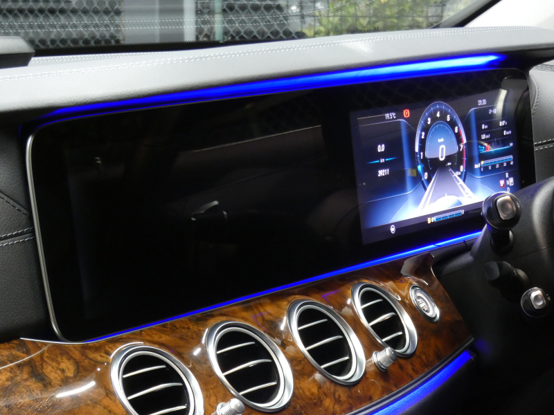 メルセデスベンツ Eクラス E400 4MATIC ｽﾃｰｼｮﾝﾜｺﾞﾝ ｴｸｽｸﾙｰｼﾌﾞ&ﾚｰﾀﾞｰｾｰﾌﾃｨPKG　ﾌﾞﾗｯｸﾅｯﾊﾟﾚｻﾞｰ 前後席ﾋｰﾀｰ AMG19ｲﾝﾁAW ﾅﾋﾞTV Appleｶｰﾌﾟﾚｲ 360度ｶﾒﾗ Burmester ｴｱﾊﾞﾗﾝｽPKG ﾍｯﾄﾞｱｯﾌﾟD 自動ﾘｱｹﾞｰﾄ ｴｱｻｽ LEDﾍｯﾄﾞﾗｲﾄ/ｱﾀﾞﾌﾟﾃｨﾌﾞHB　2年保証付