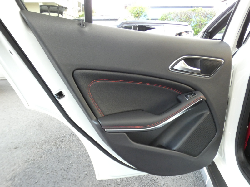 AMG GLA GLA45 4MATIC ﾚｰﾀﾞｰｾｰﾌﾃｨPKG　後期 1ｵｰﾅｰ 381ps ｷｰﾚｽｺﾞｰ 黒本革 ﾊﾟﾉﾗﾏｻﾝﾙｰﾌ ﾅﾋﾞTV Aｶｰﾌﾟﾚｲ Bｶﾒﾗ ﾀﾞｲﾅﾐｯｸｾﾚｸﾄ LEDﾍｯﾄﾞﾗｲﾄ ﾊﾟﾄﾞﾙｼﾌﾄ 前後ﾄﾞﾗﾚｺ 自動ﾘｱｹﾞｰﾄ/ﾌｯﾄOP AMGｴｱﾛ&19ｲﾝﾁAW　2年保証付