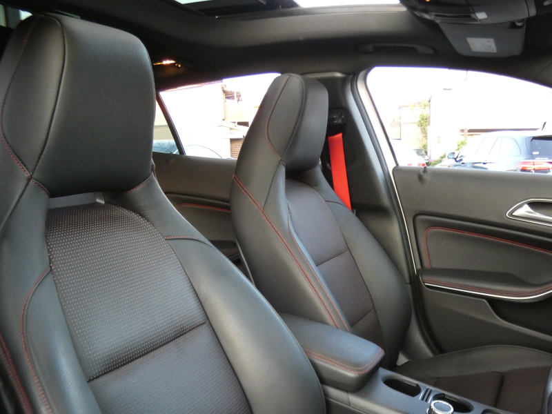 AMG GLA GLA45 4MATIC ﾚｰﾀﾞｰｾｰﾌﾃｨPKG　後期 1ｵｰﾅｰ 381ps ｷｰﾚｽｺﾞｰ 黒本革 ﾊﾟﾉﾗﾏｻﾝﾙｰﾌ ﾅﾋﾞTV Aｶｰﾌﾟﾚｲ Bｶﾒﾗ ﾀﾞｲﾅﾐｯｸｾﾚｸﾄ LEDﾍｯﾄﾞﾗｲﾄ ﾊﾟﾄﾞﾙｼﾌﾄ 前後ﾄﾞﾗﾚｺ 自動ﾘｱｹﾞｰﾄ/ﾌｯﾄOP AMGｴｱﾛ&19ｲﾝﾁAW　2年保証付