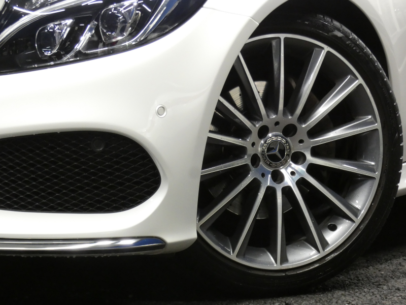 メルセデスベンツ Cクラス C180 ｶﾌﾞﾘｵﾚ ﾚｻﾞｰｴｸｽｸﾙｰｼﾌﾞ&ﾚｰﾀﾞｰｾｰﾌﾃｨPKG　9速AT meｺﾈｸﾄ AMGｴｱﾛ&19ｲﾝﾁｱﾙﾐ 赤革 赤幌 HDDﾅﾋﾞ 地ﾃﾞｼﾞ Bｶﾒﾗ Bluetoothｵｰﾃﾞｨｵ ﾄﾞﾗﾚｺ LEDﾍｯﾄﾞﾗｲﾄ ｴｱﾊﾞﾗﾝｽPKG ﾍｯﾄﾞｱｯﾌﾟD　2年保証付