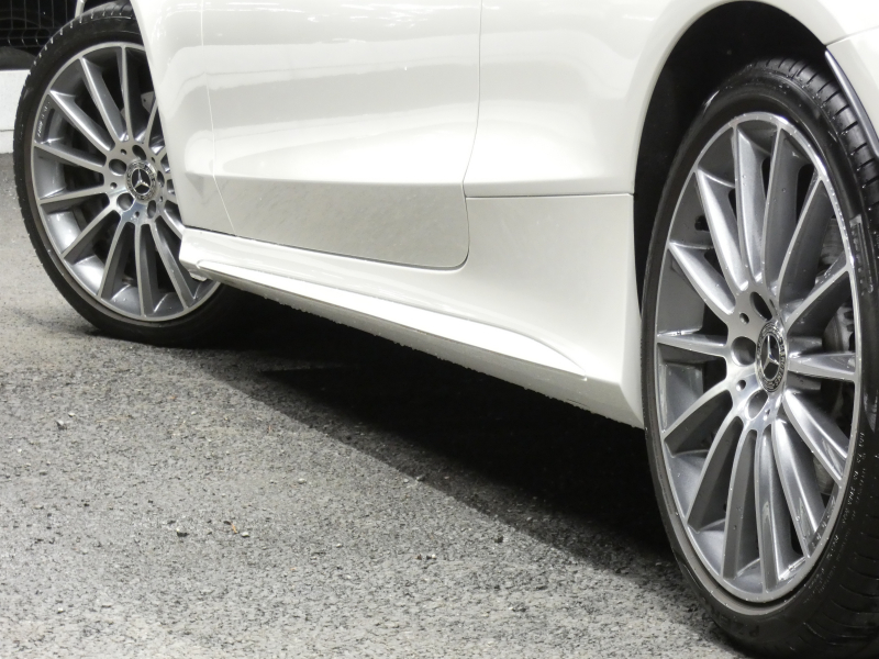 メルセデスベンツ Cクラス C180 ｶﾌﾞﾘｵﾚ ﾚｻﾞｰｴｸｽｸﾙｰｼﾌﾞ&ﾚｰﾀﾞｰｾｰﾌﾃｨPKG　9速AT meｺﾈｸﾄ AMGｴｱﾛ&19ｲﾝﾁｱﾙﾐ 赤革 赤幌 HDDﾅﾋﾞ 地ﾃﾞｼﾞ Bｶﾒﾗ Bluetoothｵｰﾃﾞｨｵ ﾄﾞﾗﾚｺ LEDﾍｯﾄﾞﾗｲﾄ ｴｱﾊﾞﾗﾝｽPKG ﾍｯﾄﾞｱｯﾌﾟD　2年保証付