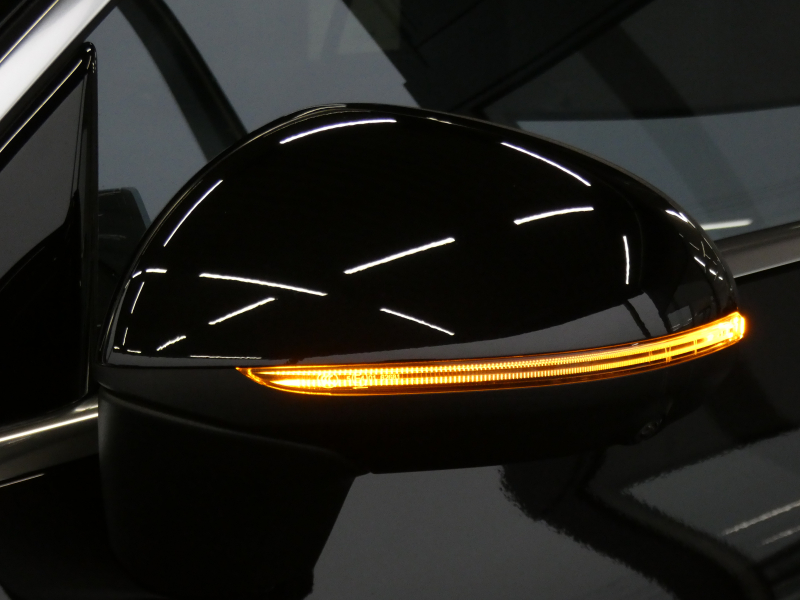 メルセデスベンツ GLC GLC220d 4MATIC AMGﾗｲﾝ&AMGﾚｻﾞｰｴｸｽｸﾙｰｼﾌﾞ&ﾄﾞﾗｲﾊﾞｰｽﾞPKG　ISG搭載 1ｵｰﾅｰ AMGｴｱﾛ&19AW 黒本革ｼｰﾄ ﾊﾟﾉﾗﾏSR MBUXﾅﾋﾞ 地ﾃﾞｼﾞ 360ｶﾒﾗ Appleｶｰﾌﾟﾚｲ Burmester ﾍｯﾄﾞｱｯﾌﾟD ﾘｱｱｸｽﾙｽﾃｱﾘﾝｸﾞ AirMATIC　新車保証継承可能