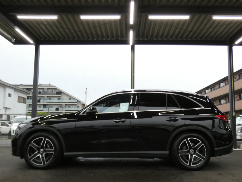メルセデスベンツ GLC GLC220d 4MATIC AMGﾗｲﾝ&AMGﾚｻﾞｰｴｸｽｸﾙｰｼﾌﾞ&ﾄﾞﾗｲﾊﾞｰｽﾞPKG　ISG搭載 1ｵｰﾅｰ AMGｴｱﾛ&19AW 黒本革ｼｰﾄ ﾊﾟﾉﾗﾏSR MBUXﾅﾋﾞ 地ﾃﾞｼﾞ 360ｶﾒﾗ Appleｶｰﾌﾟﾚｲ Burmester ﾍｯﾄﾞｱｯﾌﾟD ﾘｱｱｸｽﾙｽﾃｱﾘﾝｸﾞ AirMATIC　新車保証継承可能