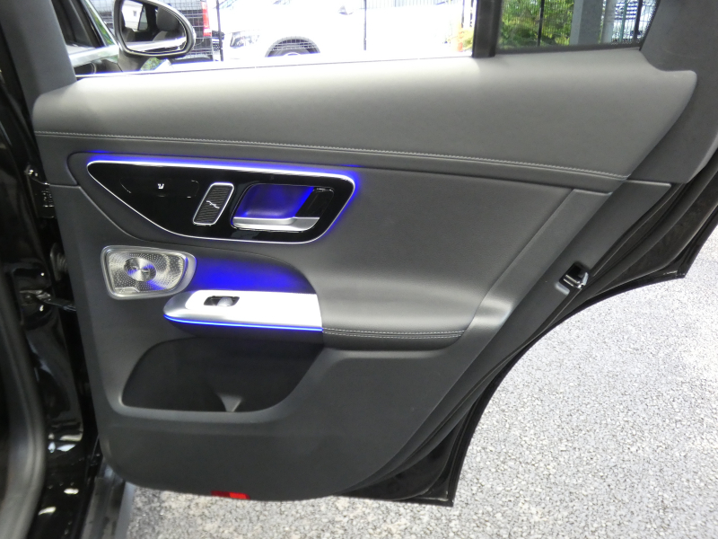 メルセデスベンツ GLC GLC220d 4MATIC AMGﾗｲﾝ&AMGﾚｻﾞｰｴｸｽｸﾙｰｼﾌﾞ&ﾄﾞﾗｲﾊﾞｰｽﾞPKG　ISG搭載 1ｵｰﾅｰ AMGｴｱﾛ&19AW 黒本革ｼｰﾄ ﾊﾟﾉﾗﾏSR MBUXﾅﾋﾞ 地ﾃﾞｼﾞ 360ｶﾒﾗ Appleｶｰﾌﾟﾚｲ Burmester ﾍｯﾄﾞｱｯﾌﾟD ﾘｱｱｸｽﾙｽﾃｱﾘﾝｸﾞ AirMATIC　新車保証継承可能