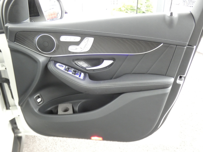 AMG GLC GLC43 4MATIC ﾚｻﾞｰｴｸｽｸﾙｰｼﾌﾞ&ﾚｰﾀﾞｰｾｰﾌﾃｨPKG　後期 1ｵｰﾅｰ AMGﾊﾟﾌｫｰﾏﾝｽｴｸﾞｿﾞｰｽﾄ AMGｴｱﾛ/20ｲﾝﾁAW 390ps meｺﾈｸﾄ 黒本革/ﾍﾞﾝﾁﾚｰﾀｰ ﾊﾟﾉﾗﾏｻﾝﾙｰﾌ MBUXﾅﾋﾞ 地ﾃﾞｼﾞ 360ｶﾒﾗ ﾍｯﾄﾞｱｯﾌﾟD ｴｱﾊﾞﾗﾝｽPKG LEDﾍｯﾄﾞﾗｲﾄ　2年保証付