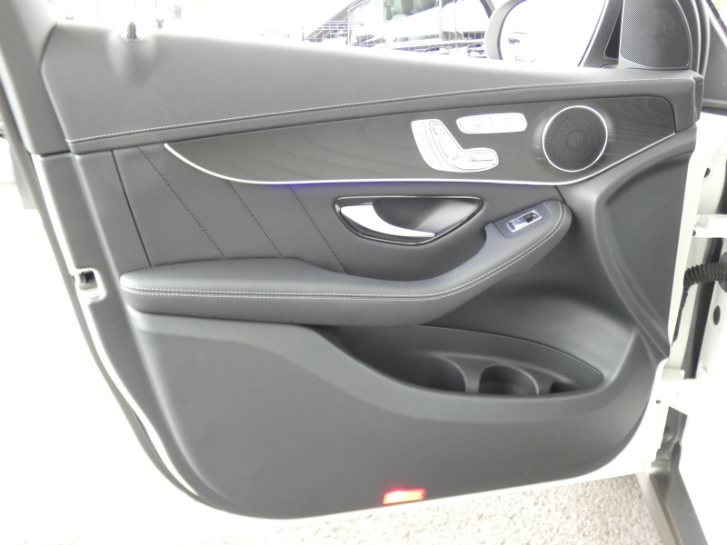 AMG GLC GLC43 4MATIC ﾚｻﾞｰｴｸｽｸﾙｰｼﾌﾞ&ﾚｰﾀﾞｰｾｰﾌﾃｨPKG　後期 1ｵｰﾅｰ AMGﾊﾟﾌｫｰﾏﾝｽｴｸﾞｿﾞｰｽﾄ AMGｴｱﾛ/20ｲﾝﾁAW 390ps meｺﾈｸﾄ 黒本革/ﾍﾞﾝﾁﾚｰﾀｰ ﾊﾟﾉﾗﾏｻﾝﾙｰﾌ MBUXﾅﾋﾞ 地ﾃﾞｼﾞ 360ｶﾒﾗ ﾍｯﾄﾞｱｯﾌﾟD ｴｱﾊﾞﾗﾝｽPKG LEDﾍｯﾄﾞﾗｲﾄ　2年保証付