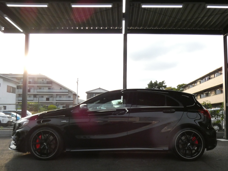 AMG Aクラス A45 4MATIC AMGｱﾄﾞﾊﾞﾝｽﾄﾞ&ﾚｰﾀﾞｰｾｰﾌﾃｨPKG　後期 381ps ｷｰﾚｽｺﾞｰ ﾊﾟﾌｫｰﾏﾝｽｼｰﾄ&可変ﾊﾟﾌｫｰﾏﾝｽｴｸﾞｿﾞｰｽﾄ AMGｴｱﾛ&18AW ﾊﾟﾅﾒﾘｶｰﾅｸﾞﾘﾙ ﾅﾋﾞTV Aｶｰﾌﾟﾚｲ Bｶﾒﾗ harman/kardon LEDﾍｯﾄﾞﾗｲﾄ/ｵｰﾄHB　2年保証付