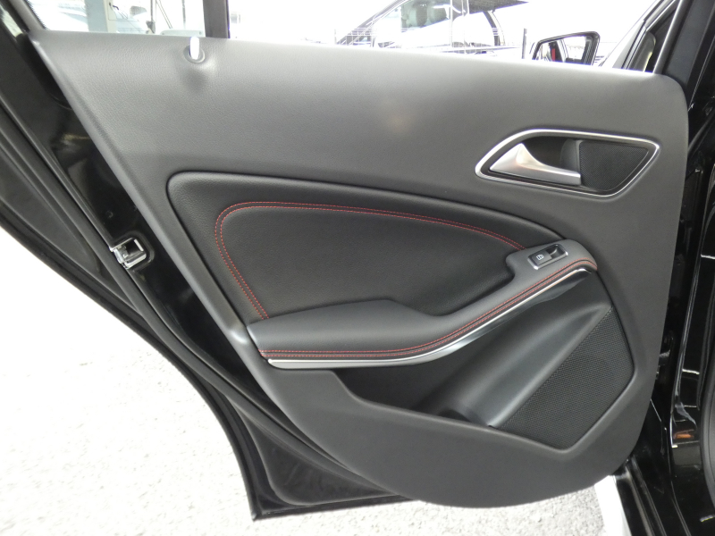 AMG Aクラス A45 4MATIC AMGｱﾄﾞﾊﾞﾝｽﾄﾞ&ﾚｰﾀﾞｰｾｰﾌﾃｨPKG　後期 381ps ｷｰﾚｽｺﾞｰ ﾊﾟﾌｫｰﾏﾝｽｼｰﾄ&可変ﾊﾟﾌｫｰﾏﾝｽｴｸﾞｿﾞｰｽﾄ AMGｴｱﾛ&18AW ﾊﾟﾅﾒﾘｶｰﾅｸﾞﾘﾙ ﾅﾋﾞTV Aｶｰﾌﾟﾚｲ Bｶﾒﾗ harman/kardon LEDﾍｯﾄﾞﾗｲﾄ/ｵｰﾄHB　2年保証付