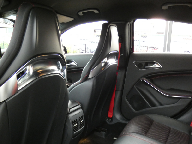 AMG Aクラス A45 4MATIC AMGｱﾄﾞﾊﾞﾝｽﾄﾞ&ﾚｰﾀﾞｰｾｰﾌﾃｨPKG　後期 381ps ｷｰﾚｽｺﾞｰ ﾊﾟﾌｫｰﾏﾝｽｼｰﾄ&可変ﾊﾟﾌｫｰﾏﾝｽｴｸﾞｿﾞｰｽﾄ AMGｴｱﾛ&18AW ﾊﾟﾅﾒﾘｶｰﾅｸﾞﾘﾙ ﾅﾋﾞTV Aｶｰﾌﾟﾚｲ Bｶﾒﾗ harman/kardon LEDﾍｯﾄﾞﾗｲﾄ/ｵｰﾄHB　2年保証付