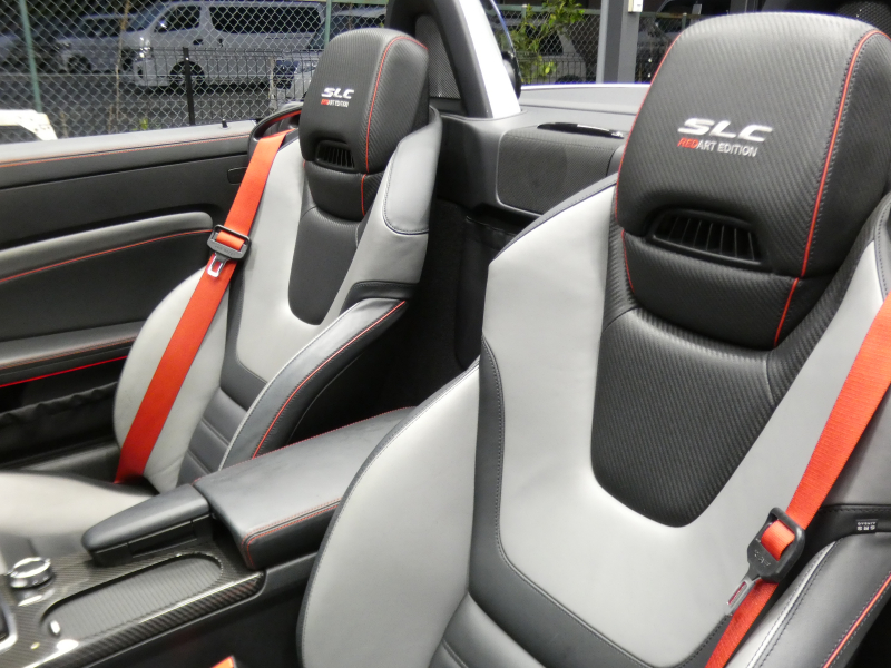 AMG SLC SLC43 ﾚｯﾄﾞｱｰﾄEDITION ﾚｰﾀﾞｰｾｰﾌﾃｨPKG　1ｵｰﾅｰ 特別仕様車 ﾏｼﾞｯｸｽｶｲﾙｰﾌ 専用ｴｸｽﾃﾘｱ&ｲﾝﾃﾘｱ 灰黒ﾅｯﾊﾟﾚｻﾞｰｼｰﾄ ﾋｰﾀｰ&ｴｱｽｶｰﾌ ﾅﾋﾞTV Bｶﾒﾗ Aｶｰﾌﾟﾚｲ harman/kardon AMGｴｱﾛ AMGﾚｯﾄﾞｷｬﾘﾊﾟｰ AMGﾗｲﾄﾞｺﾝﾄﾛｰﾙｻｽ　2年保証付