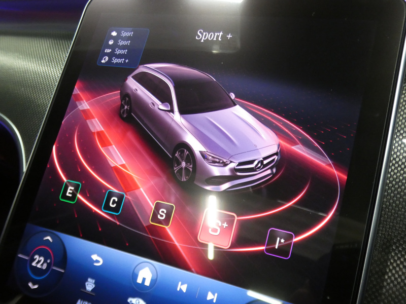 メルセデスベンツ Cクラス C200 ｽﾃｰｼｮﾝﾜｺﾞﾝ AVG AMGﾗｲﾝ&ﾚｻﾞｰｴｸｽｸﾙｰｼﾌﾞ&ﾍﾞｰｼｯｸPKG　ISG搭載 AMGｴｱﾛ&18AW 赤黒革ｼｰﾄ ﾊﾟﾉﾗﾏSR MBUXﾅﾋﾞ 地ﾃﾞｼﾞ 360ｶﾒﾗ Appleｶｰﾌﾟﾚｲ ﾍｯﾄﾞｱｯﾌﾟD ﾃﾞｼﾞﾀﾙｺｯｸﾋﾟｯﾄD 自動ﾘｱｹﾞｰﾄ DIGITALﾗｲﾄ　新車保証継承可能