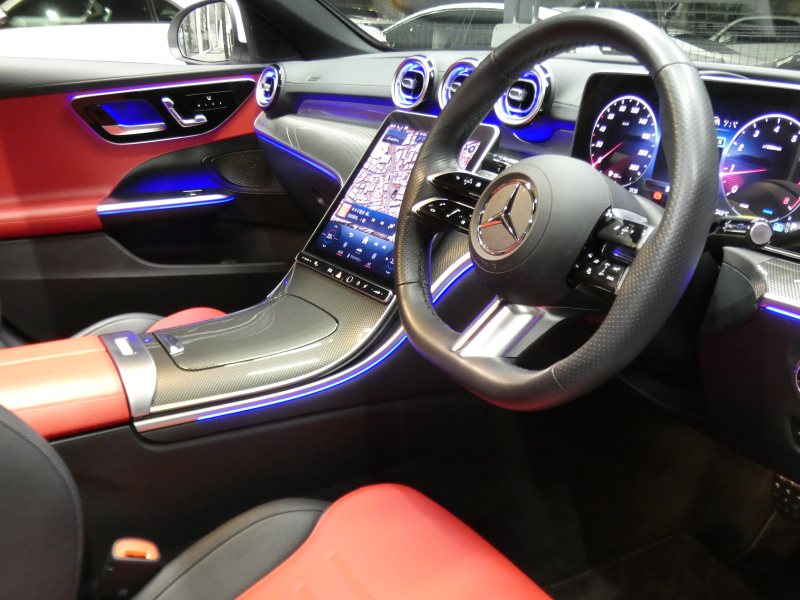 メルセデスベンツ Cクラス C200 ｽﾃｰｼｮﾝﾜｺﾞﾝ AVG AMGﾗｲﾝ&ﾚｻﾞｰｴｸｽｸﾙｰｼﾌﾞ&ﾍﾞｰｼｯｸPKG　ISG搭載 AMGｴｱﾛ&18AW 赤黒革ｼｰﾄ ﾊﾟﾉﾗﾏSR MBUXﾅﾋﾞ 地ﾃﾞｼﾞ 360ｶﾒﾗ Appleｶｰﾌﾟﾚｲ ﾍｯﾄﾞｱｯﾌﾟD ﾃﾞｼﾞﾀﾙｺｯｸﾋﾟｯﾄD 自動ﾘｱｹﾞｰﾄ DIGITALﾗｲﾄ　新車保証継承可能