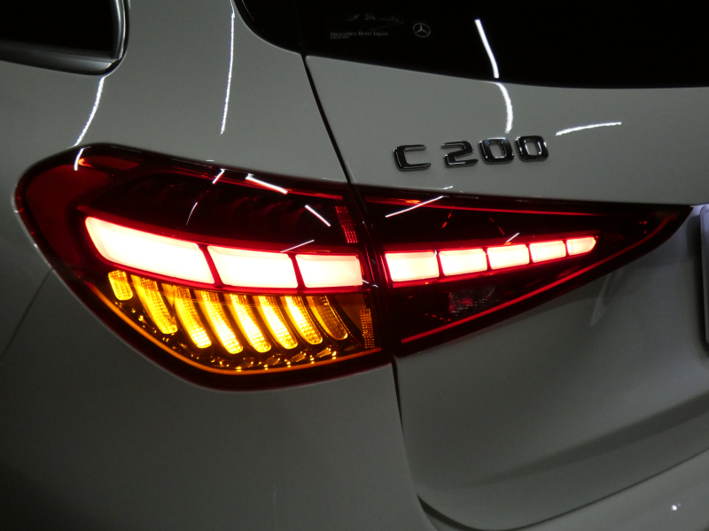 メルセデスベンツ Cクラス C200 ｽﾃｰｼｮﾝﾜｺﾞﾝ AVG AMGﾗｲﾝ&ﾚｻﾞｰｴｸｽｸﾙｰｼﾌﾞ&ﾍﾞｰｼｯｸPKG　ISG搭載 AMGｴｱﾛ&18AW 赤黒革ｼｰﾄ ﾊﾟﾉﾗﾏSR MBUXﾅﾋﾞ 地ﾃﾞｼﾞ 360ｶﾒﾗ Appleｶｰﾌﾟﾚｲ ﾍｯﾄﾞｱｯﾌﾟD ﾃﾞｼﾞﾀﾙｺｯｸﾋﾟｯﾄD 自動ﾘｱｹﾞｰﾄ DIGITALﾗｲﾄ　新車保証継承可能