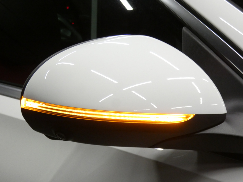 メルセデスベンツ Cクラス C200 ｽﾃｰｼｮﾝﾜｺﾞﾝ AVG AMGﾗｲﾝ&ﾚｻﾞｰｴｸｽｸﾙｰｼﾌﾞ&ﾍﾞｰｼｯｸPKG　ISG搭載 AMGｴｱﾛ&18AW 赤黒革ｼｰﾄ ﾊﾟﾉﾗﾏSR MBUXﾅﾋﾞ 地ﾃﾞｼﾞ 360ｶﾒﾗ Appleｶｰﾌﾟﾚｲ ﾍｯﾄﾞｱｯﾌﾟD ﾃﾞｼﾞﾀﾙｺｯｸﾋﾟｯﾄD 自動ﾘｱｹﾞｰﾄ DIGITALﾗｲﾄ　新車保証継承可能