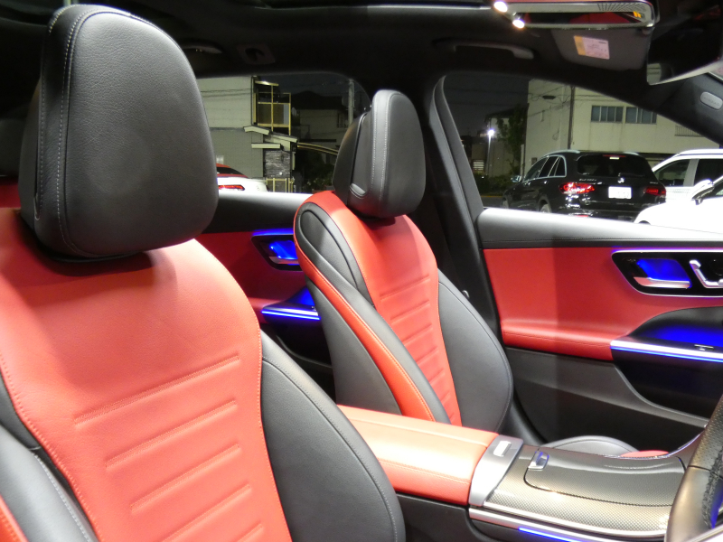 メルセデスベンツ Cクラス C200 ｽﾃｰｼｮﾝﾜｺﾞﾝ AVG AMGﾗｲﾝ&ﾚｻﾞｰｴｸｽｸﾙｰｼﾌﾞ&ﾍﾞｰｼｯｸPKG　ISG搭載 AMGｴｱﾛ&18AW 赤黒革ｼｰﾄ ﾊﾟﾉﾗﾏSR MBUXﾅﾋﾞ 地ﾃﾞｼﾞ 360ｶﾒﾗ Appleｶｰﾌﾟﾚｲ ﾍｯﾄﾞｱｯﾌﾟD ﾃﾞｼﾞﾀﾙｺｯｸﾋﾟｯﾄD 自動ﾘｱｹﾞｰﾄ DIGITALﾗｲﾄ　新車保証継承可能