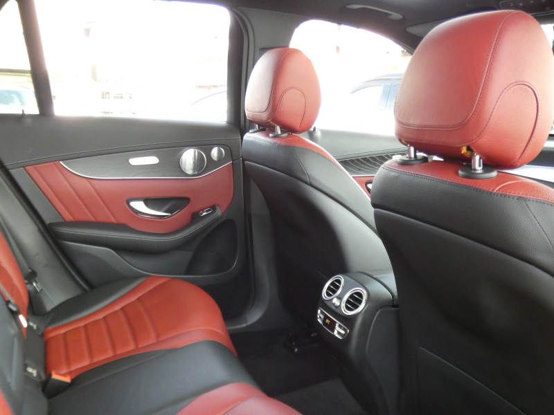 メルセデスベンツ GLC GLC220d 4MATIC AMGﾗｲﾝ ﾚｻﾞｰｴｸｽｸﾙｰｼﾌﾞ&ﾚｰﾀﾞｰｾｰﾌﾃｨPKG　後期 meｺﾈｸﾄ AMGｴｱﾛ&19AW 赤黒革/前後ﾋｰﾀｰ ﾊﾟﾉﾗﾏｻﾝﾙｰﾌ MBUXﾅﾋﾞ 地ﾃﾞｼﾞ 360度ｶﾒﾗ 前後ﾄﾞﾗﾚｺ Burmester ﾍｯﾄﾞｱｯﾌﾟD 自動ﾘｱｹﾞｰﾄ/ﾌｯﾄOP LEDﾍｯﾄﾞﾗｲﾄ　2年保証付