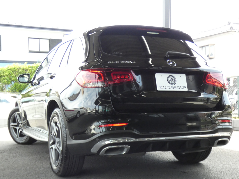 メルセデスベンツ GLC GLC220d 4MATIC AMGﾗｲﾝ ﾚｻﾞｰｴｸｽｸﾙｰｼﾌﾞ&ﾚｰﾀﾞｰｾｰﾌﾃｨPKG　後期 meｺﾈｸﾄ AMGｴｱﾛ&19AW 赤黒革/前後ﾋｰﾀｰ ﾊﾟﾉﾗﾏｻﾝﾙｰﾌ MBUXﾅﾋﾞ 地ﾃﾞｼﾞ 360度ｶﾒﾗ 前後ﾄﾞﾗﾚｺ Burmester ﾍｯﾄﾞｱｯﾌﾟD 自動ﾘｱｹﾞｰﾄ/ﾌｯﾄOP LEDﾍｯﾄﾞﾗｲﾄ　2年保証付