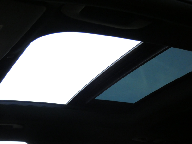 メルセデスベンツ GLC GLC220d 4MATIC AMGﾗｲﾝ ﾚｻﾞｰｴｸｽｸﾙｰｼﾌﾞ&ﾚｰﾀﾞｰｾｰﾌﾃｨPKG　後期 meｺﾈｸﾄ AMGｴｱﾛ&19AW 赤黒革/前後ﾋｰﾀｰ ﾊﾟﾉﾗﾏｻﾝﾙｰﾌ MBUXﾅﾋﾞ 地ﾃﾞｼﾞ 360度ｶﾒﾗ 前後ﾄﾞﾗﾚｺ Burmester ﾍｯﾄﾞｱｯﾌﾟD 自動ﾘｱｹﾞｰﾄ/ﾌｯﾄOP LEDﾍｯﾄﾞﾗｲﾄ　2年保証付