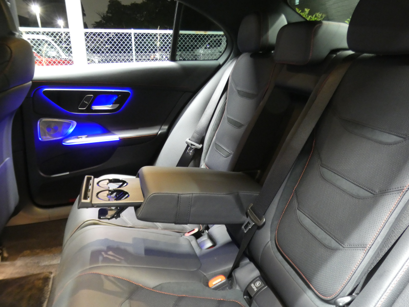 AMG Cクラス C43 4MATIC レーダーセーフティPKG 1オーナー BSG搭載 現行型 AMGエアロ&19AW AMGナイトPKG パフォーマンスサウンド リアアクスルステアリング 黒本革シート/ヒーター/ベンチレーター MBUXナビ 地デジ 360カメラ Burmester HUD DIGITALライト 新車保証継承可能