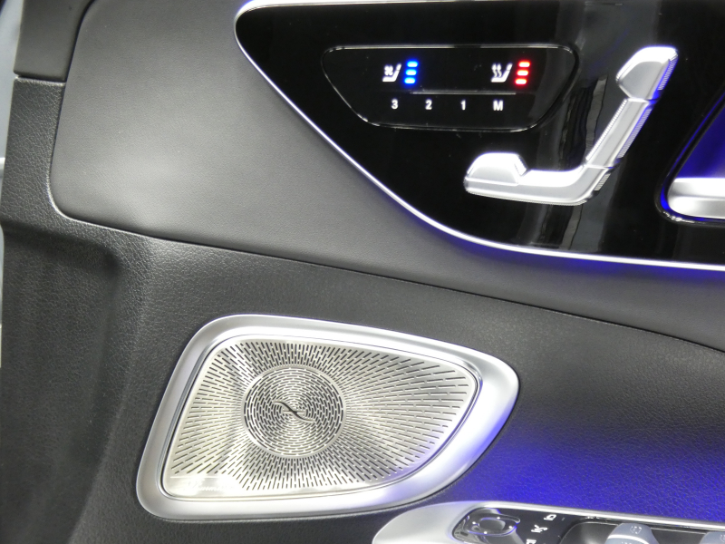 AMG Cクラス C43 4MATIC レーダーセーフティPKG 1オーナー BSG搭載 現行型 AMGエアロ&19AW AMGナイトPKG パフォーマンスサウンド リアアクスルステアリング 黒本革シート/ヒーター/ベンチレーター MBUXナビ 地デジ 360カメラ Burmester HUD DIGITALライト 新車保証継承可能