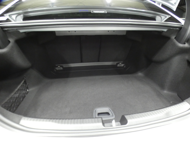 AMG Cクラス C43 4MATIC レーダーセーフティPKG 1オーナー BSG搭載 現行型 AMGエアロ&19AW AMGナイトPKG パフォーマンスサウンド リアアクスルステアリング 黒本革シート/ヒーター/ベンチレーター MBUXナビ 地デジ 360カメラ Burmester HUD DIGITALライト 新車保証継承可能