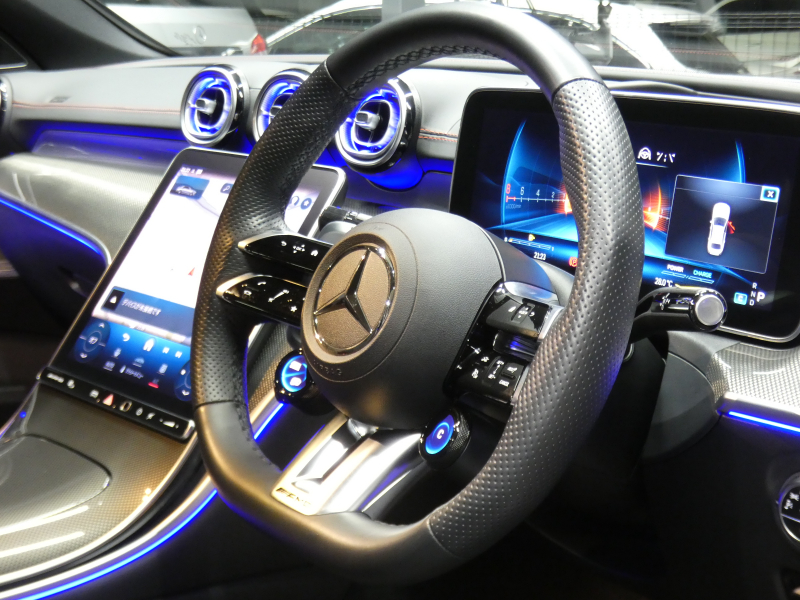 AMG Cクラス C43 4MATIC レーダーセーフティPKG 1オーナー BSG搭載 現行型 AMGエアロ&19AW AMGナイトPKG パフォーマンスサウンド リアアクスルステアリング 黒本革シート/ヒーター/ベンチレーター MBUXナビ 地デジ 360カメラ Burmester HUD DIGITALライト 新車保証継承可能