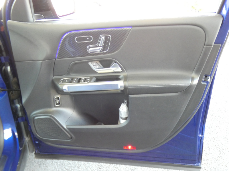 メルセデスベンツ GLB GLB250 4MATIC ｽﾎﾟｰﾂ ﾅｲﾄ&ﾅﾋﾞｹﾞｰｼｮﾝ&ﾚｰﾀﾞｰｾｰﾌﾃｨPKG　meｺﾈｸﾄ ｷｰﾚｽｺﾞｰ AMGｴｱﾛ&20ｲﾝﾁAW 黒本革ｼｰﾄ MBUXﾅﾋﾞ 地ﾃﾞｼﾞ 360度ｶﾒﾗ 純正ﾄﾞﾗﾚｺ ﾀﾞｲﾅﾐｯｸｾﾚｸﾄ ﾊﾟﾄﾞﾙｼﾌﾄ 自動ﾘｱｹﾞｰﾄ/ﾌｯﾄOP LEDﾍｯﾄﾞﾗｲﾄ ｵｰﾄHB　2年保証付