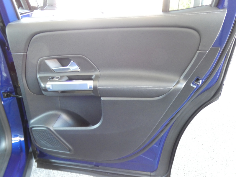 メルセデスベンツ GLB GLB250 4MATIC ｽﾎﾟｰﾂ ﾅｲﾄ&ﾅﾋﾞｹﾞｰｼｮﾝ&ﾚｰﾀﾞｰｾｰﾌﾃｨPKG　meｺﾈｸﾄ ｷｰﾚｽｺﾞｰ AMGｴｱﾛ&20ｲﾝﾁAW 黒本革ｼｰﾄ MBUXﾅﾋﾞ 地ﾃﾞｼﾞ 360度ｶﾒﾗ 純正ﾄﾞﾗﾚｺ ﾀﾞｲﾅﾐｯｸｾﾚｸﾄ ﾊﾟﾄﾞﾙｼﾌﾄ 自動ﾘｱｹﾞｰﾄ/ﾌｯﾄOP LEDﾍｯﾄﾞﾗｲﾄ ｵｰﾄHB　2年保証付