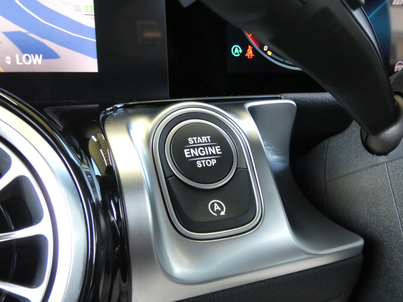 メルセデスベンツ GLB GLB250 4MATIC ｽﾎﾟｰﾂ ﾅｲﾄ&ﾅﾋﾞｹﾞｰｼｮﾝ&ﾚｰﾀﾞｰｾｰﾌﾃｨPKG　meｺﾈｸﾄ ｷｰﾚｽｺﾞｰ AMGｴｱﾛ&20ｲﾝﾁAW 黒本革ｼｰﾄ MBUXﾅﾋﾞ 地ﾃﾞｼﾞ 360度ｶﾒﾗ 純正ﾄﾞﾗﾚｺ ﾀﾞｲﾅﾐｯｸｾﾚｸﾄ ﾊﾟﾄﾞﾙｼﾌﾄ 自動ﾘｱｹﾞｰﾄ/ﾌｯﾄOP LEDﾍｯﾄﾞﾗｲﾄ ｵｰﾄHB　2年保証付