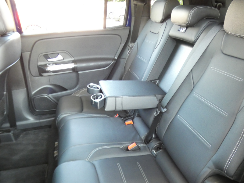 メルセデスベンツ GLB GLB250 4MATIC ｽﾎﾟｰﾂ ﾅｲﾄ&ﾅﾋﾞｹﾞｰｼｮﾝ&ﾚｰﾀﾞｰｾｰﾌﾃｨPKG　meｺﾈｸﾄ ｷｰﾚｽｺﾞｰ AMGｴｱﾛ&20ｲﾝﾁAW 黒本革ｼｰﾄ MBUXﾅﾋﾞ 地ﾃﾞｼﾞ 360度ｶﾒﾗ 純正ﾄﾞﾗﾚｺ ﾀﾞｲﾅﾐｯｸｾﾚｸﾄ ﾊﾟﾄﾞﾙｼﾌﾄ 自動ﾘｱｹﾞｰﾄ/ﾌｯﾄOP LEDﾍｯﾄﾞﾗｲﾄ ｵｰﾄHB　2年保証付