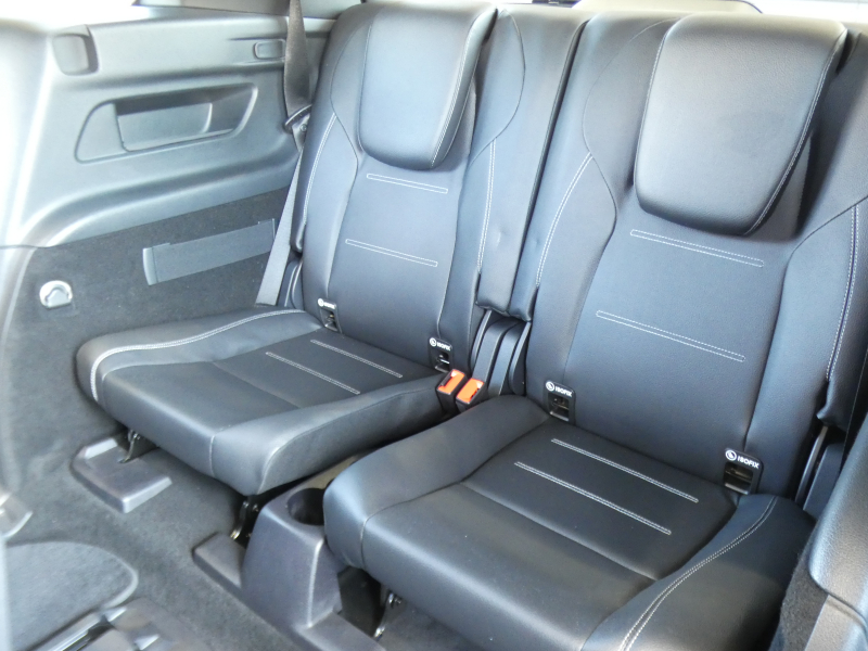 メルセデスベンツ GLB GLB250 4MATIC ｽﾎﾟｰﾂ ﾅｲﾄ&ﾅﾋﾞｹﾞｰｼｮﾝ&ﾚｰﾀﾞｰｾｰﾌﾃｨPKG　meｺﾈｸﾄ ｷｰﾚｽｺﾞｰ AMGｴｱﾛ&20ｲﾝﾁAW 黒本革ｼｰﾄ MBUXﾅﾋﾞ 地ﾃﾞｼﾞ 360度ｶﾒﾗ 純正ﾄﾞﾗﾚｺ ﾀﾞｲﾅﾐｯｸｾﾚｸﾄ ﾊﾟﾄﾞﾙｼﾌﾄ 自動ﾘｱｹﾞｰﾄ/ﾌｯﾄOP LEDﾍｯﾄﾞﾗｲﾄ ｵｰﾄHB　2年保証付