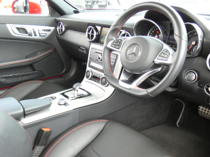 メルセデスベンツ SLCクラス SLC180 ｽﾎﾟｰﾂ ﾚｰﾀﾞｰｾｰﾌﾃｨPKG　1ｵｰﾅｰ 9速AT AMGｴｱﾛ&18AW ｷｰﾚｽｺﾞｰ 黒本革ｼｰﾄ/ﾋｰﾀｰ HDDﾅﾋﾞ 地ﾃﾞｼﾞ Bｶﾒﾗ ﾀﾞｲﾅﾐｯｸｾﾚｸﾄ ﾀﾞｯｼｭﾎﾞｰﾄﾞｸﾛｯｸ 純正ﾄﾞﾗﾚｺ LEDﾍｯﾄﾞﾗｲﾄ/ｱﾀﾞﾌﾟﾃｨﾌﾞHB ﾏﾙﾁｶﾗｰｱﾝﾋﾞｴﾝﾄﾗｲﾄ　2年保証付