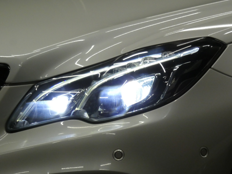 メルセデスベンツ Eクラス E250 ｸｰﾍﾟ AMGｽﾎﾟｰﾂ&ﾚｰﾀﾞｰｾｰﾌﾃｨPKG　後期 ｷｰﾚｽｺﾞｰ AMGｴｱﾛ&18ｲﾝﾁAW 赤本革ｼｰﾄ ｼｰﾄﾋｰﾀｰ HDDﾅﾋﾞ 地ﾃﾞｼﾞ 360度ｶﾒﾗ ﾄﾞﾗﾚｺ H&Rﾀﾞｳﾝｻｽ  ﾊﾟｰｸﾄﾛﾆｯｸｾﾝｻｰ LEDﾍｯﾄﾞﾗｲﾄ/ｱﾀﾞﾌﾟﾃｨﾌﾞHB　2年保証付