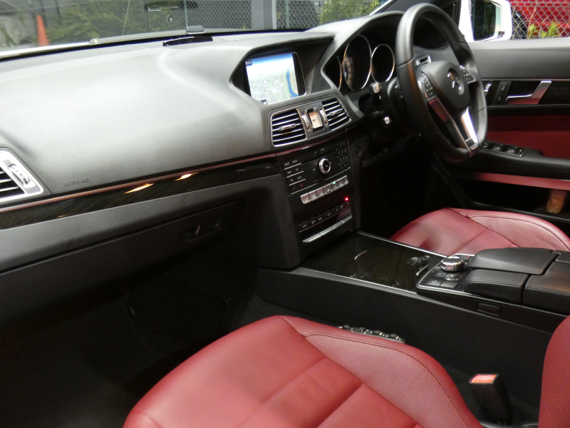 メルセデスベンツ Eクラス E250 ｸｰﾍﾟ AMGｽﾎﾟｰﾂ&ﾚｰﾀﾞｰｾｰﾌﾃｨPKG　後期 ｷｰﾚｽｺﾞｰ AMGｴｱﾛ&18ｲﾝﾁAW 赤本革ｼｰﾄ ｼｰﾄﾋｰﾀｰ HDDﾅﾋﾞ 地ﾃﾞｼﾞ 360度ｶﾒﾗ ﾄﾞﾗﾚｺ H&Rﾀﾞｳﾝｻｽ  ﾊﾟｰｸﾄﾛﾆｯｸｾﾝｻｰ LEDﾍｯﾄﾞﾗｲﾄ/ｱﾀﾞﾌﾟﾃｨﾌﾞHB　2年保証付