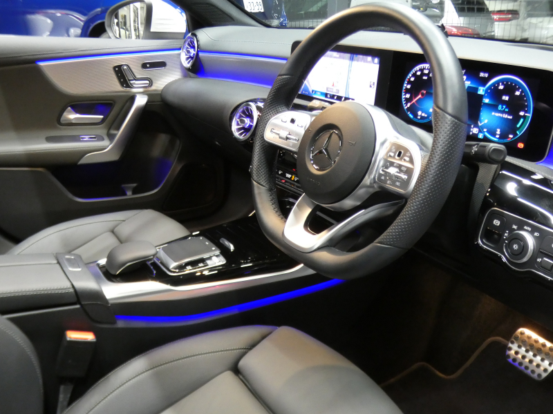 AMG Aクラス A35 4MATIC AMGｱﾄﾞﾊﾞﾝｽﾄﾞ&ﾅﾋﾞｹﾞｰｼｮﾝ&ﾚｰﾀﾞｰｾｰﾌﾃｨPKG　1ｵｰﾅｰ meｺﾈｸﾄ AMGｴｱﾛ 18ｲﾝﾁｱﾙﾐ 強化ﾌﾞﾚｰｷ 灰黒革 ﾊﾟﾉﾗﾏｻﾝﾙｰﾌ MBUXﾅﾋﾞ 360ｶﾒﾗ ﾍｯﾄﾞｱｯﾌﾟD 液晶ﾒｰﾀｰ ｱﾄﾞﾊﾞﾝｽﾄﾞS 純正ﾄﾞﾗﾚｺ LEDﾍｯﾄﾞﾗｲﾄ　2年保証付