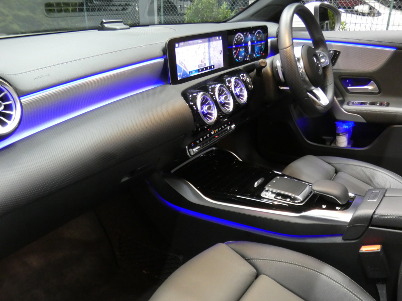 AMG Aクラス A35 4MATIC AMGｱﾄﾞﾊﾞﾝｽﾄﾞ&ﾅﾋﾞｹﾞｰｼｮﾝ&ﾚｰﾀﾞｰｾｰﾌﾃｨPKG　1ｵｰﾅｰ meｺﾈｸﾄ AMGｴｱﾛ 18ｲﾝﾁｱﾙﾐ 強化ﾌﾞﾚｰｷ 灰黒革 ﾊﾟﾉﾗﾏｻﾝﾙｰﾌ MBUXﾅﾋﾞ 360ｶﾒﾗ ﾍｯﾄﾞｱｯﾌﾟD 液晶ﾒｰﾀｰ ｱﾄﾞﾊﾞﾝｽﾄﾞS 純正ﾄﾞﾗﾚｺ LEDﾍｯﾄﾞﾗｲﾄ　2年保証付