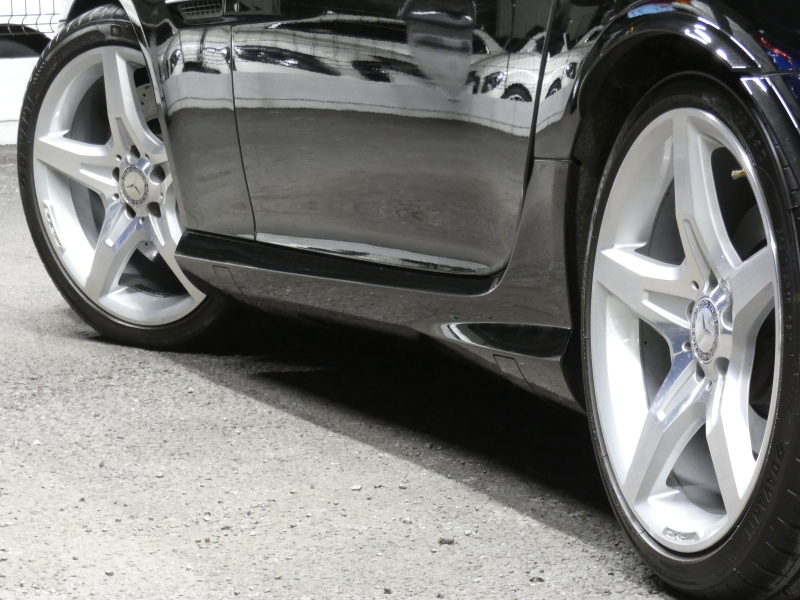 メルセデスベンツ SLKクラス SLK200 ﾄﾚﾝﾄﾞ+ AMGｽﾎﾟｰﾂ&ﾚｰﾀﾞｰｾｰﾌﾃｨPKG　9速AT 2,000ccE/G AMGｴｱﾛ 18ｲﾝﾁAW ﾀﾞｳﾝｻｽ FOXﾏﾌﾗｰ 黒本革ｼｰﾄ ﾋｰﾀｰ&ｴｱｽｶｰﾌ HDDﾅﾋﾞ 地ﾃﾞｼﾞ ﾊﾞｯｸｶﾒﾗ ﾃﾞｼﾞﾀﾙｲﾝﾅｰﾐﾗｰ ﾊﾟﾄﾞﾙｼﾌﾄ ｷｾﾉﾝﾗｲﾄ/ｱﾀﾞﾌﾟﾃｨﾌﾞHB　2年保証付