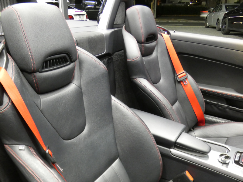 メルセデスベンツ SLKクラス SLK200 ﾄﾚﾝﾄﾞ+ AMGｽﾎﾟｰﾂ&ﾚｰﾀﾞｰｾｰﾌﾃｨPKG　9速AT 2,000ccE/G AMGｴｱﾛ 18ｲﾝﾁAW ﾀﾞｳﾝｻｽ FOXﾏﾌﾗｰ 黒本革ｼｰﾄ ﾋｰﾀｰ&ｴｱｽｶｰﾌ HDDﾅﾋﾞ 地ﾃﾞｼﾞ ﾊﾞｯｸｶﾒﾗ ﾃﾞｼﾞﾀﾙｲﾝﾅｰﾐﾗｰ ﾊﾟﾄﾞﾙｼﾌﾄ ｷｾﾉﾝﾗｲﾄ/ｱﾀﾞﾌﾟﾃｨﾌﾞHB　2年保証付