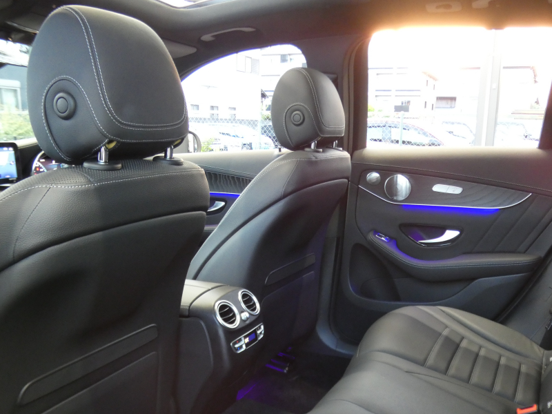メルセデスベンツ GLC GLC300 4MATIC AMGﾗｲﾝ ﾚｻﾞｰｴｸｽｸﾙｰｼﾌﾞ&ﾚｰﾀﾞｰｾｰﾌﾃｨPKG　後期 meｺﾈｸﾄ 黒本革 ｼｰﾄﾋｰﾀｰ&ﾍﾞﾝﾁﾚｰﾀｰ ﾊﾟﾉﾗﾏｻﾝﾙｰﾌ MBUXﾅﾋﾞTV  360ｶﾒﾗ Burmester ﾍｯﾄﾞｱｯﾌﾟD ｴｱﾊﾞﾗﾝｽPKG 純正ﾄﾞﾗﾚｺ AMGｴｱﾛ&20ｲﾝﾁAW　2年保証付