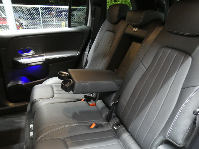 メルセデスベンツ GLB GLB180 ﾚｻﾞｰｴｸｽｸﾙｰｼﾌﾞ&ﾚｰﾀﾞｰｾｰﾌﾃｨPKG　meｺﾈｸﾄ 黒本革ｼｰﾄ/ﾋｰﾀｰ MBUXﾅﾋﾞ 地ﾃﾞｼﾞ 360度ｶﾒﾗ 純正ﾄﾞﾗﾚｺ ﾊﾟｰｸﾄﾛﾆｯｸｾﾝｻｰ 純正18ｲﾝﾁAW LEDﾍｯﾄﾞﾗｲﾄ ｱﾝﾋﾞｴﾝﾄﾗｲﾄ 自動ﾘｱｹﾞｰﾄ/ﾌｯﾄOP　2年保証付